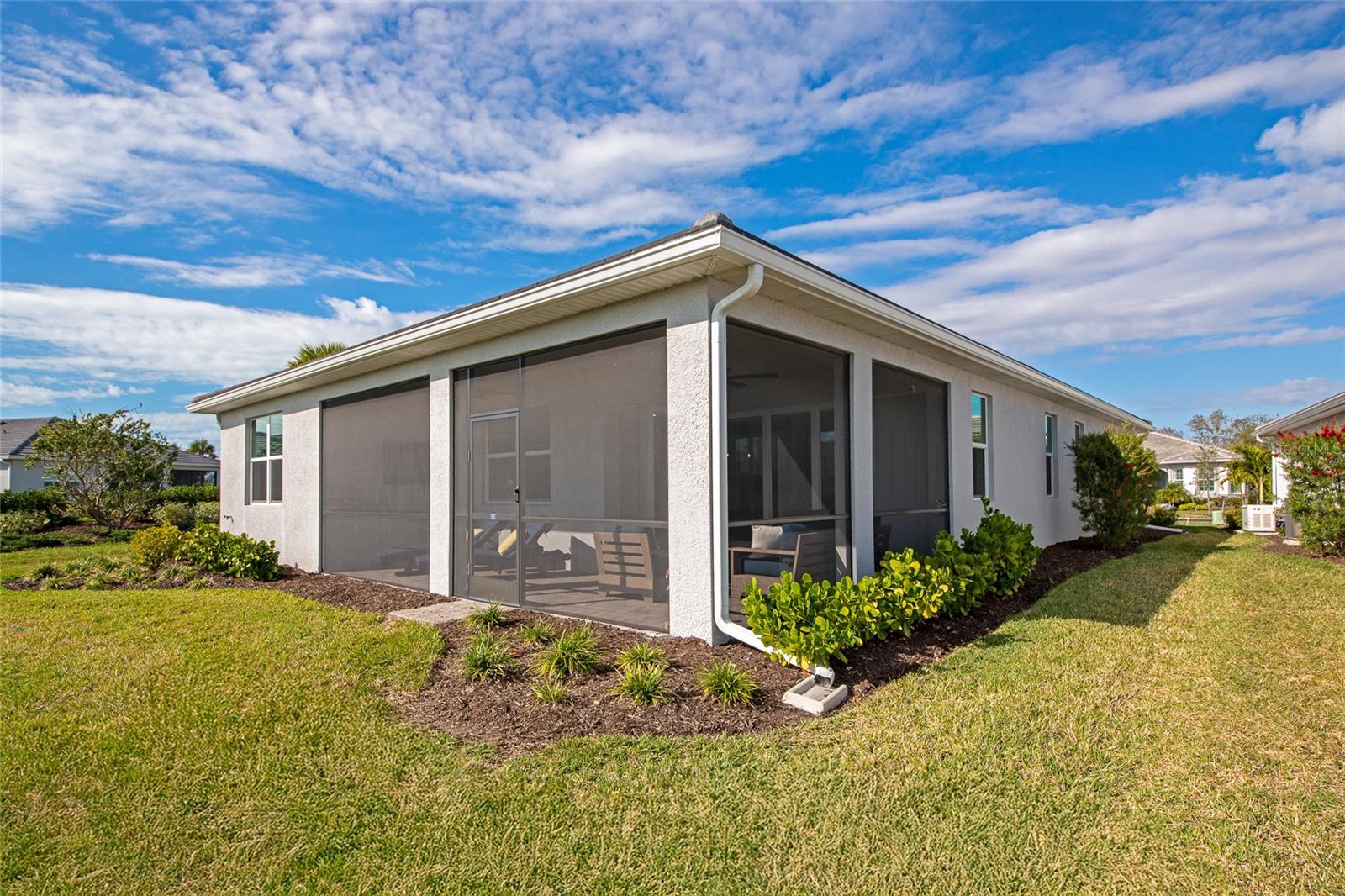 Image 66 of 74 For 10317 Sun Isle Drive