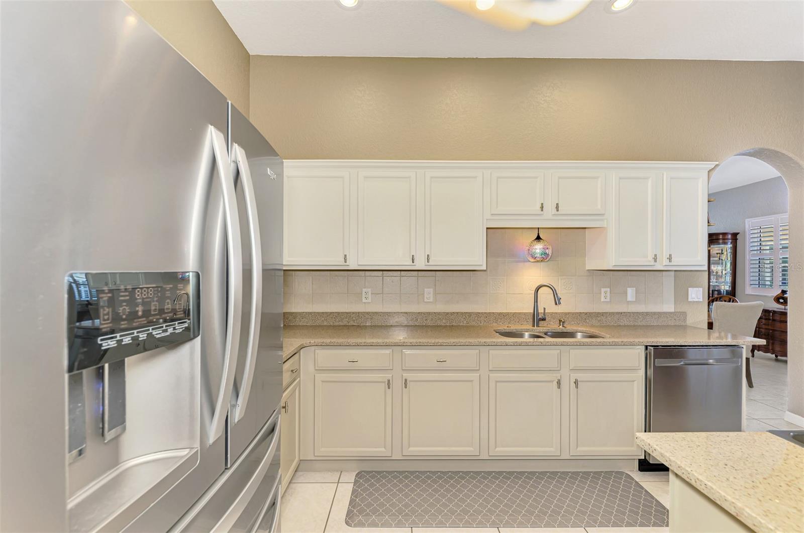 Image 28 of 59 For 1771 Fountain View Circle