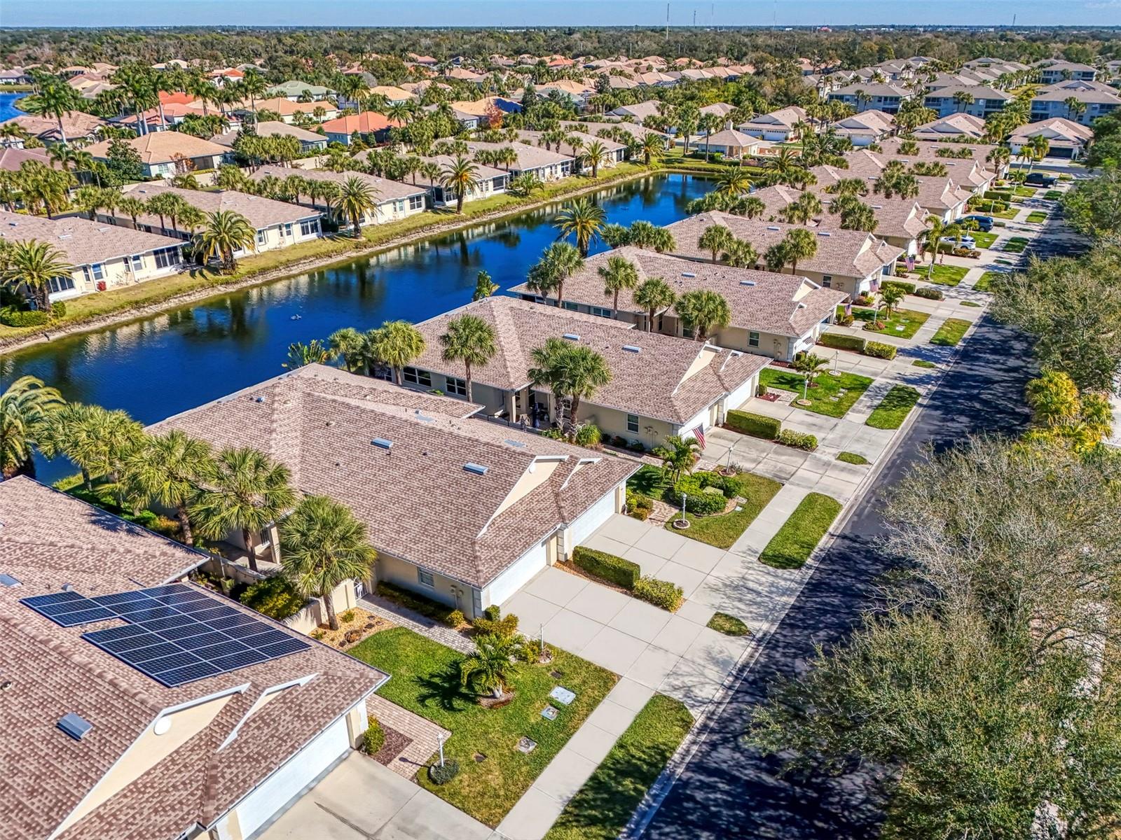 Image 3 of 59 For 1771 Fountain View Circle