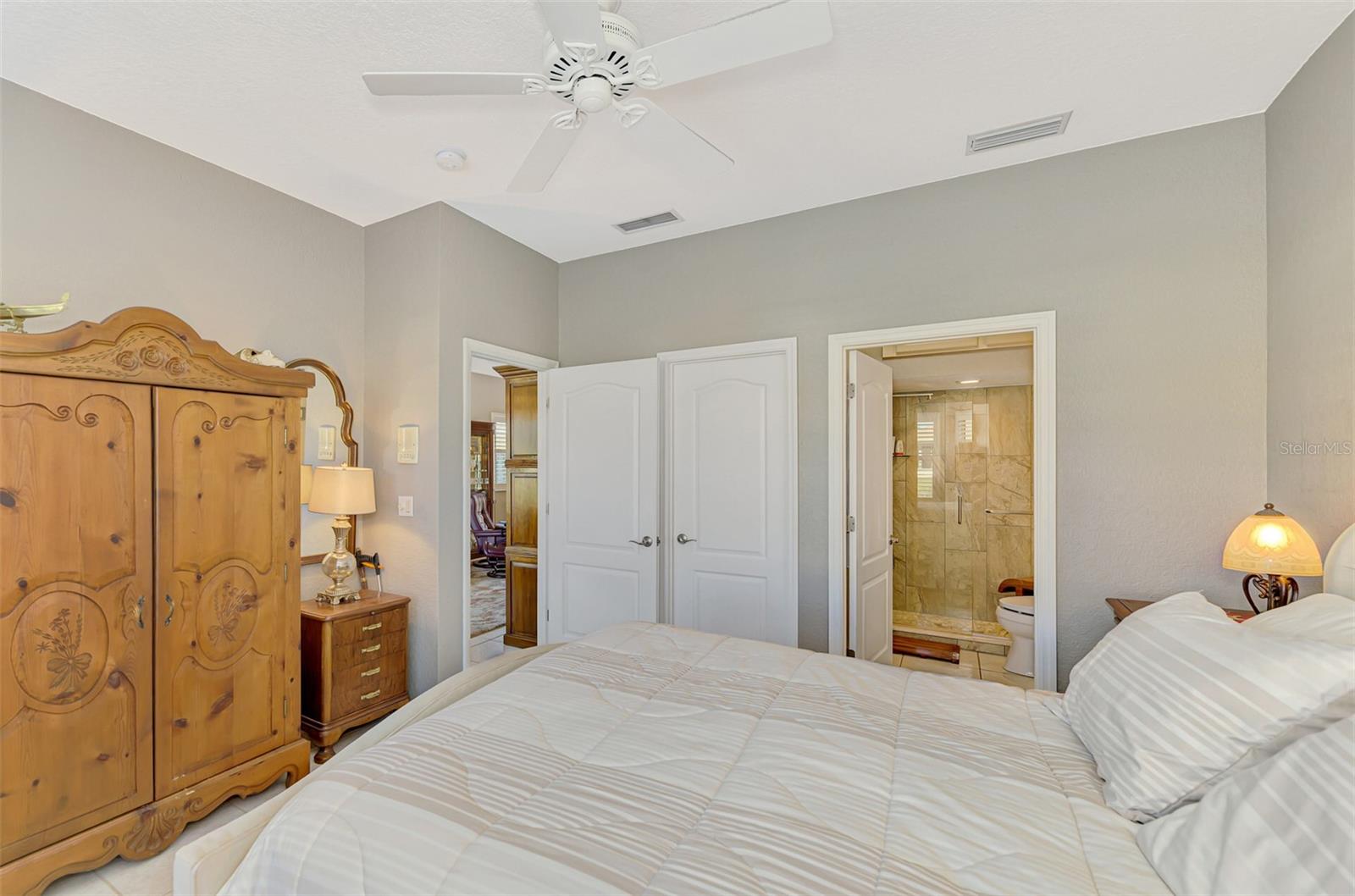 Image 36 of 59 For 1771 Fountain View Circle