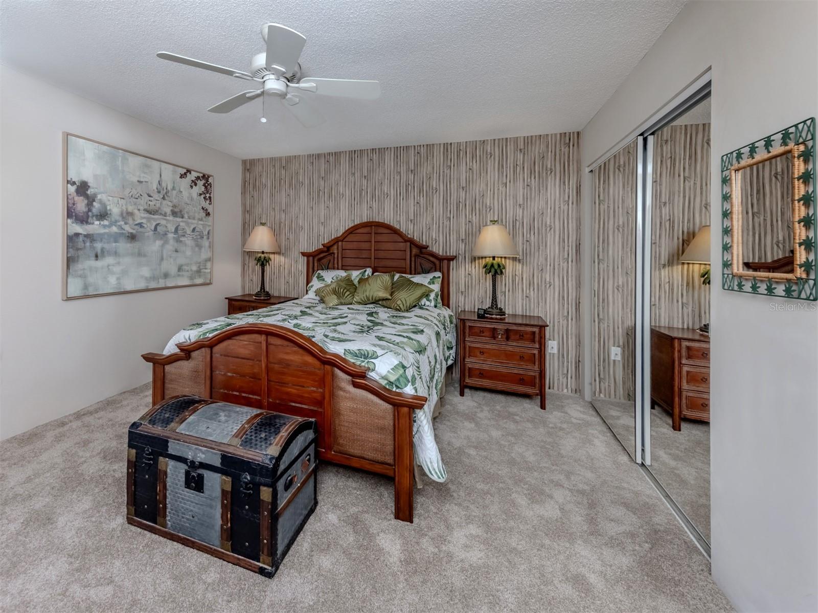 Image 11 of 59 For 500 Park Boulevard 107