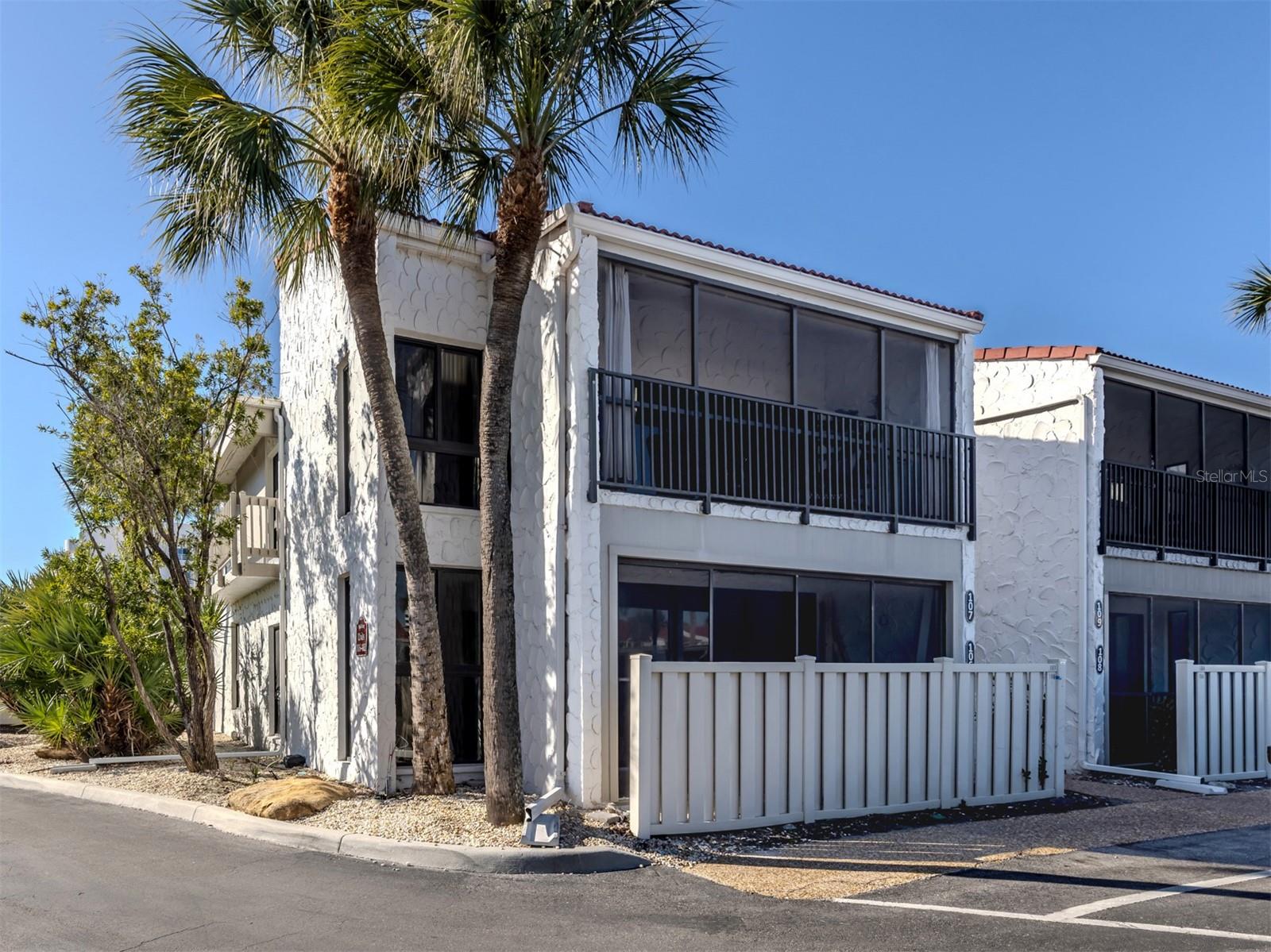 Image 17 of 59 For 500 Park Boulevard 107