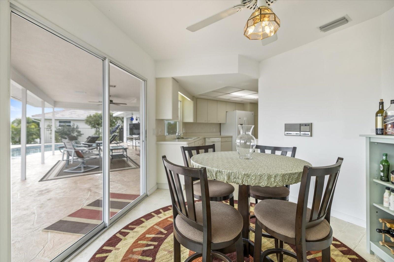 Image 17 of 48 For 367 Ardenwood Drive