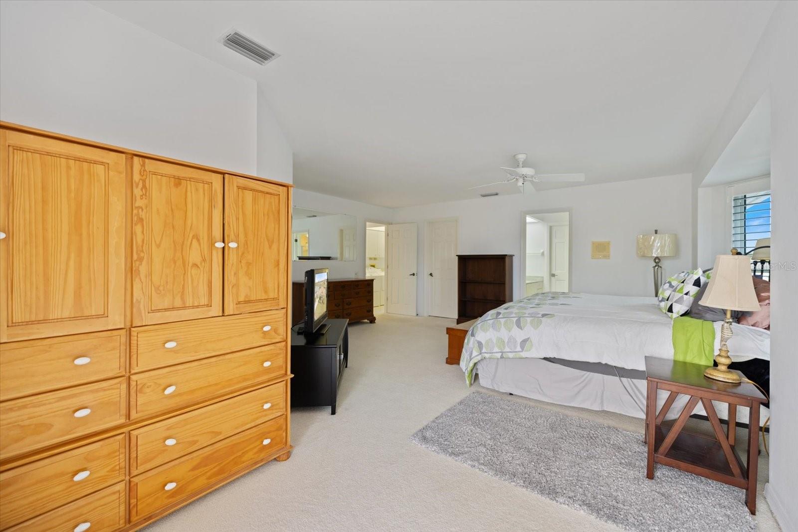 Image 21 of 48 For 367 Ardenwood Drive