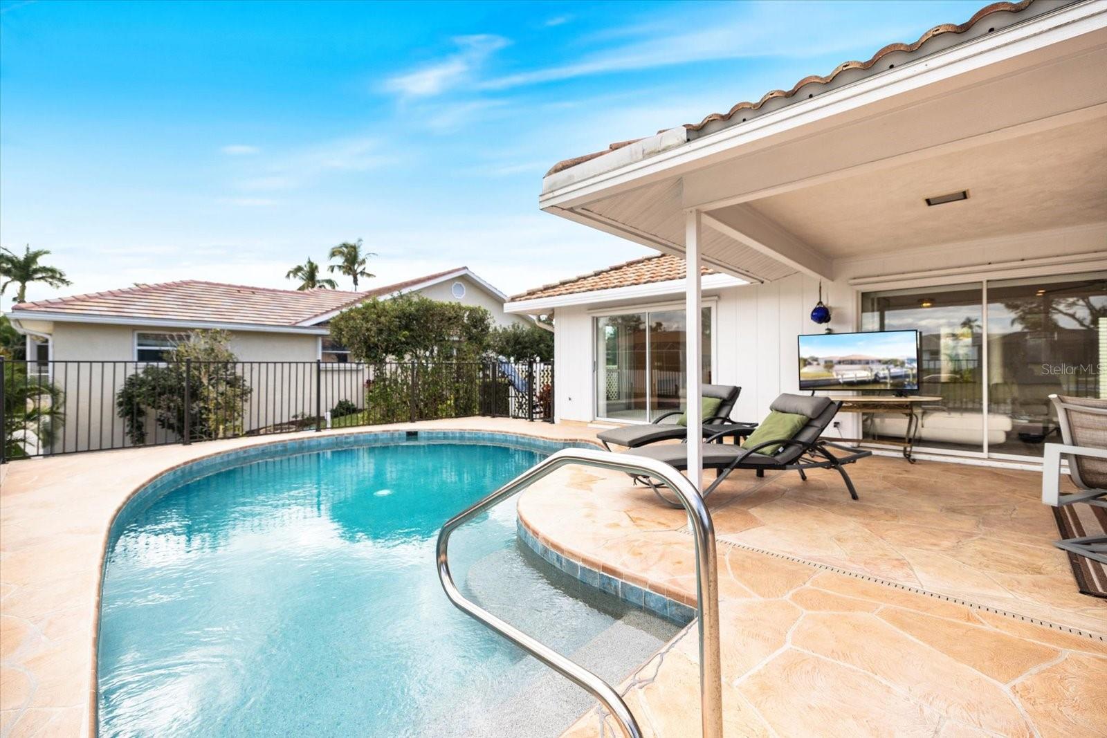 Image 34 of 48 For 367 Ardenwood Drive