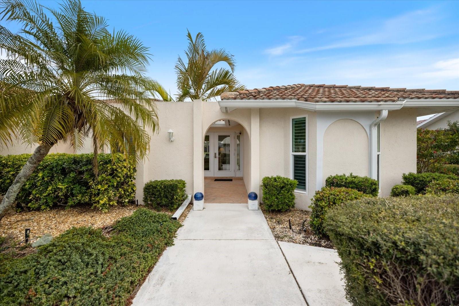 Image 7 of 48 For 367 Ardenwood Drive