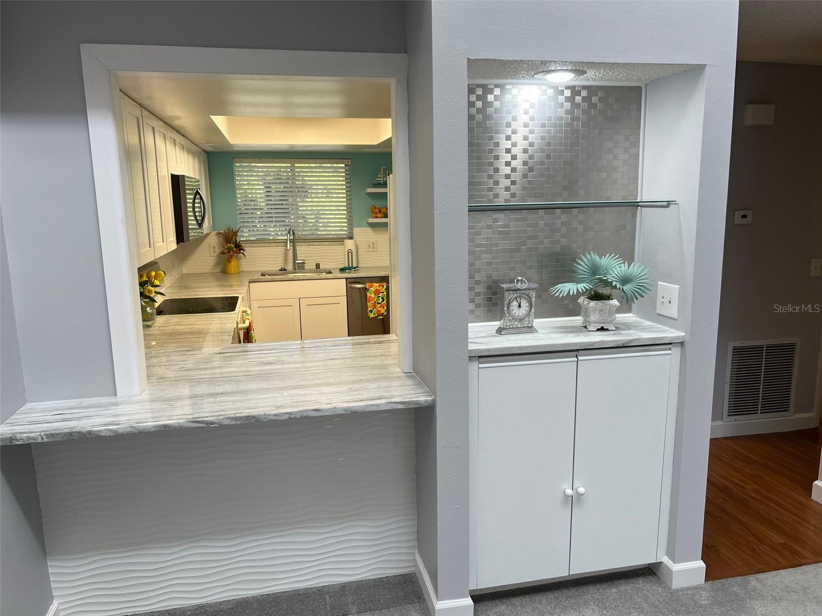 Image 9 of 16 For 259 Fenwick Drive 34