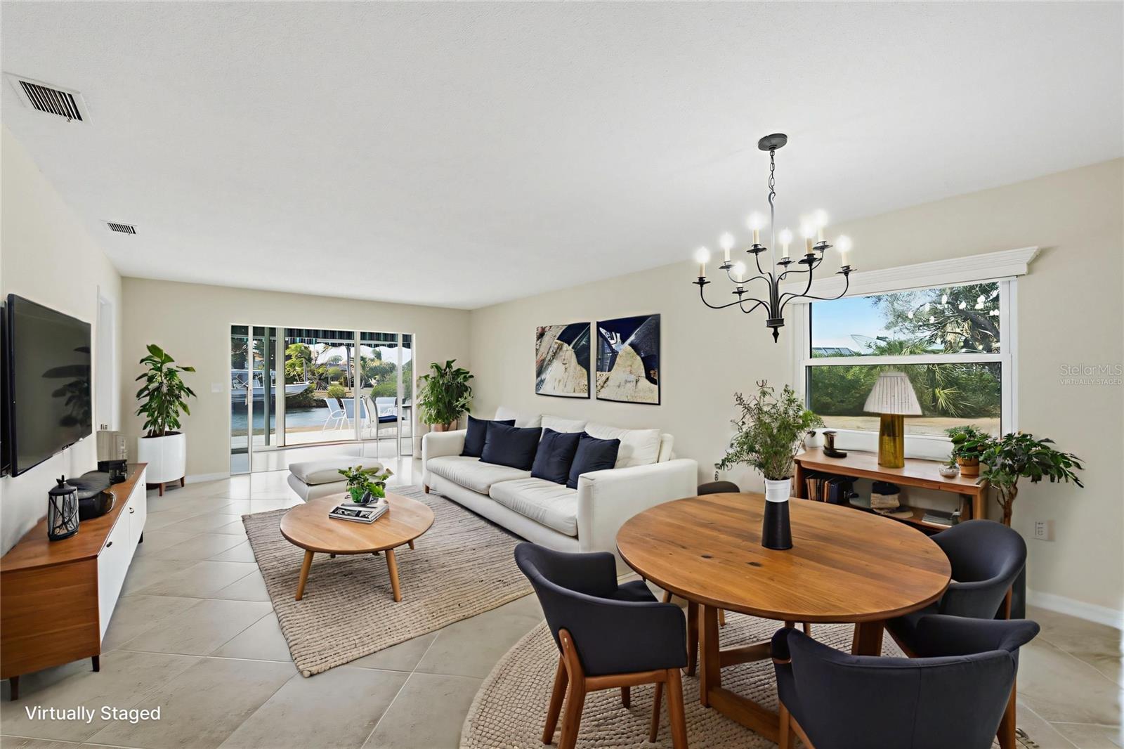 Image 14 of 53 For 621 Fair Winds Drive 621