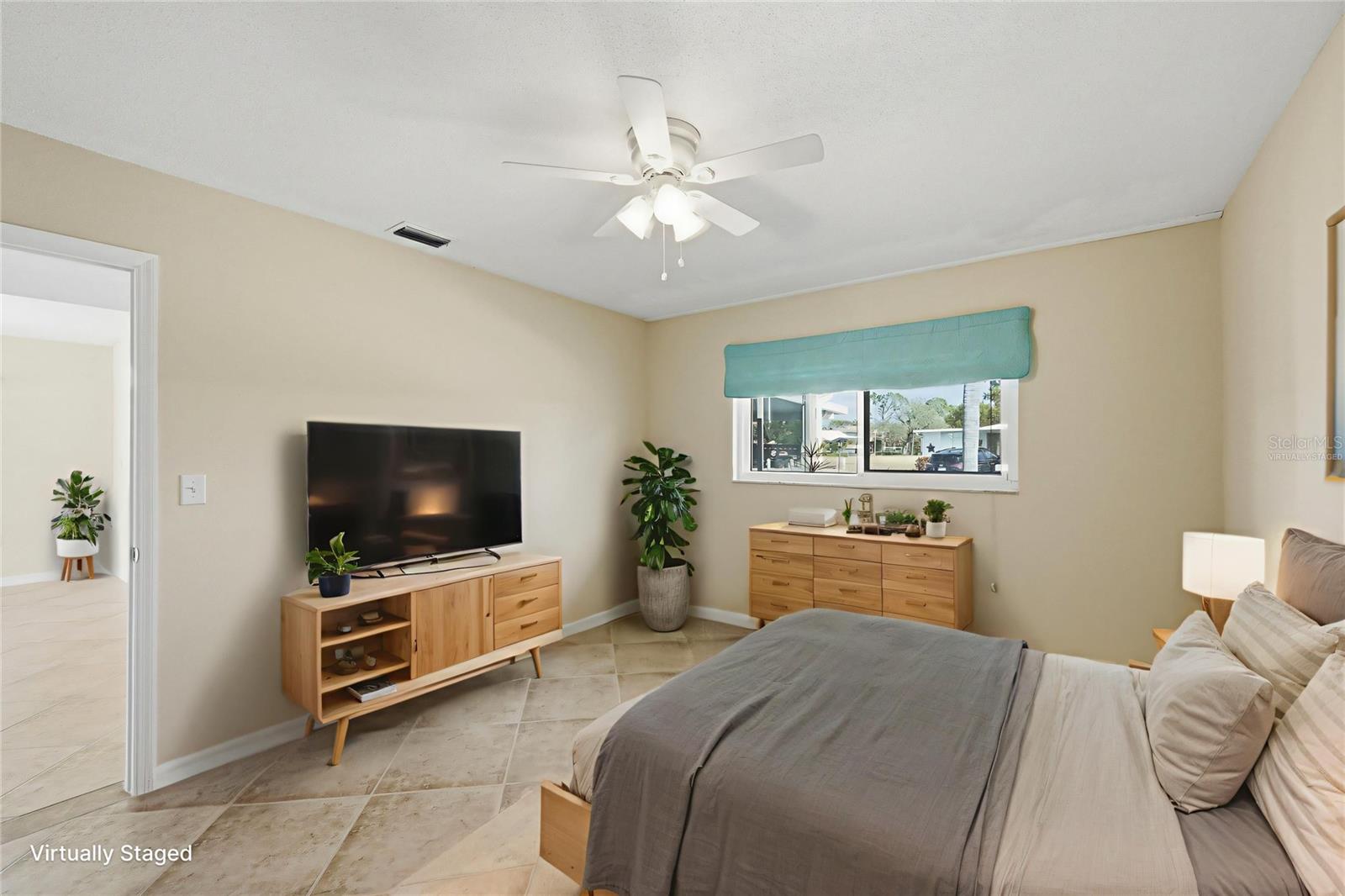 Image 20 of 53 For 621 Fair Winds Drive 621