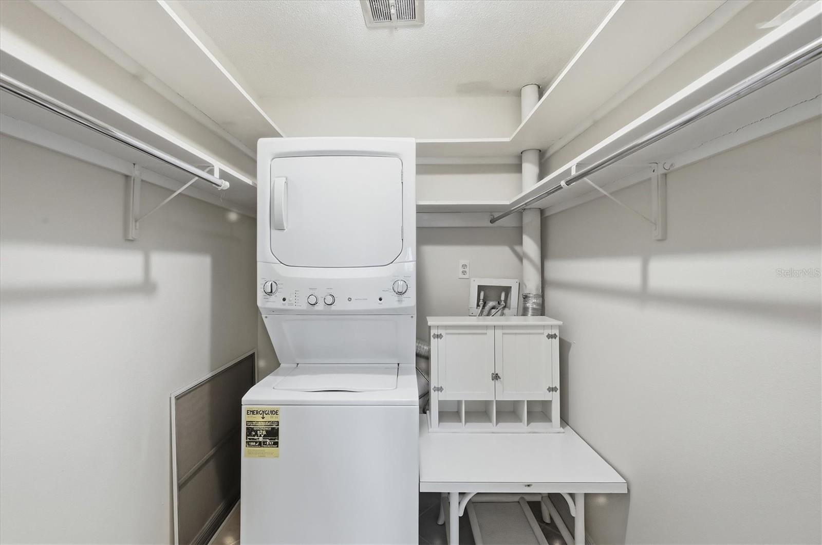 Image 21 of 53 For 621 Fair Winds Drive 621