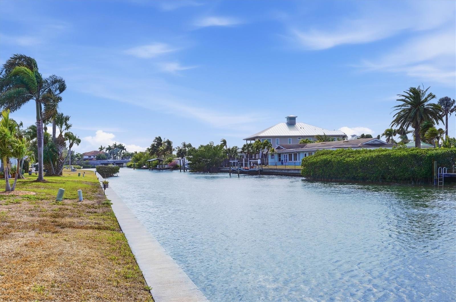 Image 32 of 53 For 621 Fair Winds Drive 621