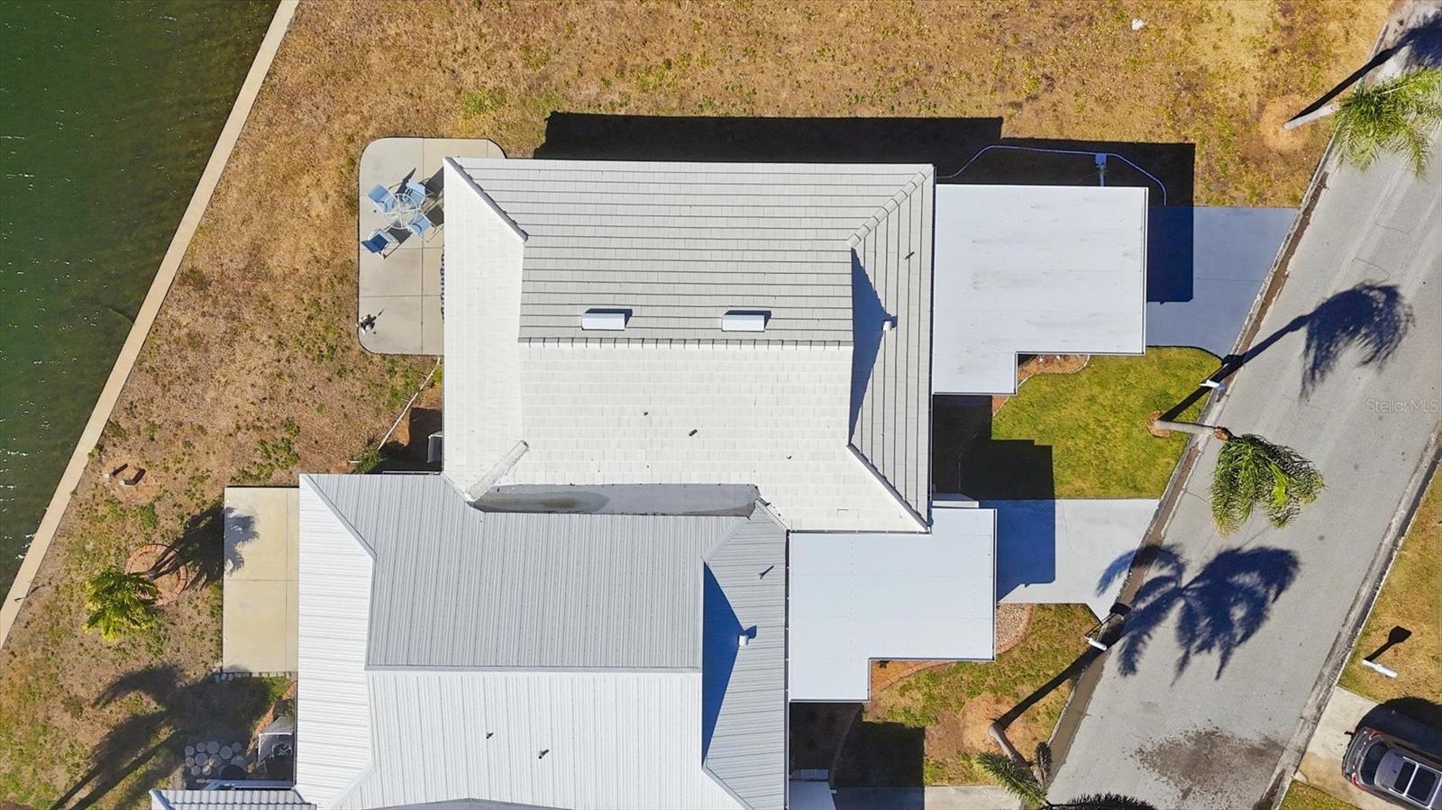 Image 38 of 53 For 621 Fair Winds Drive 621