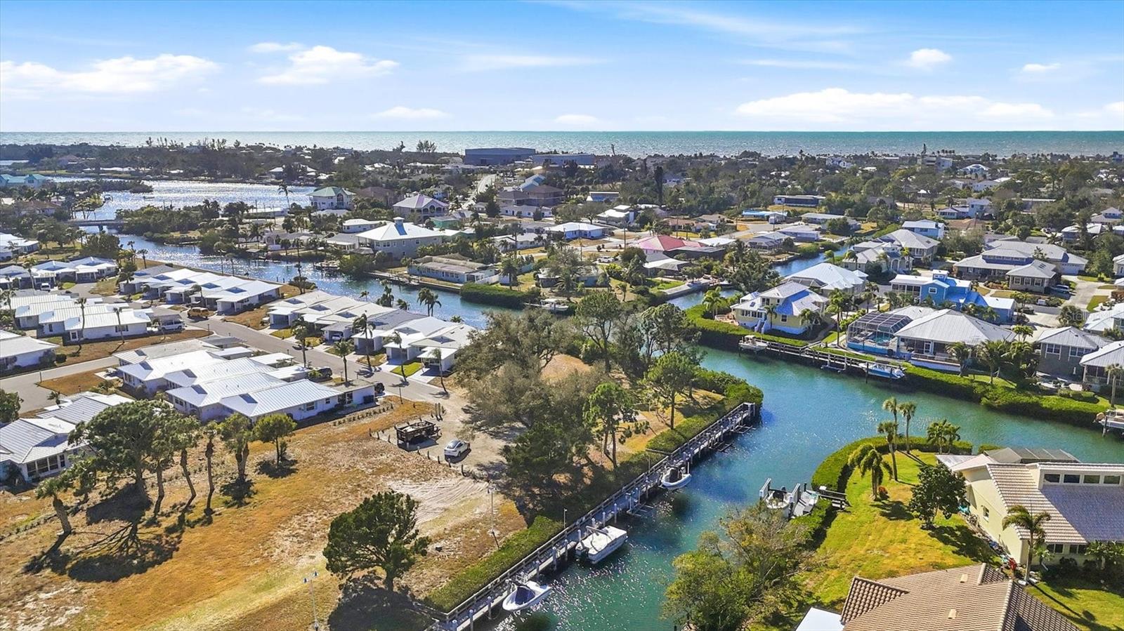 Image 39 of 53 For 621 Fair Winds Drive 621