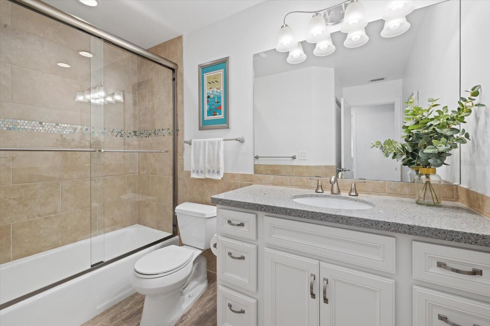 Image 34 of 73 For 611 Casey Key Road