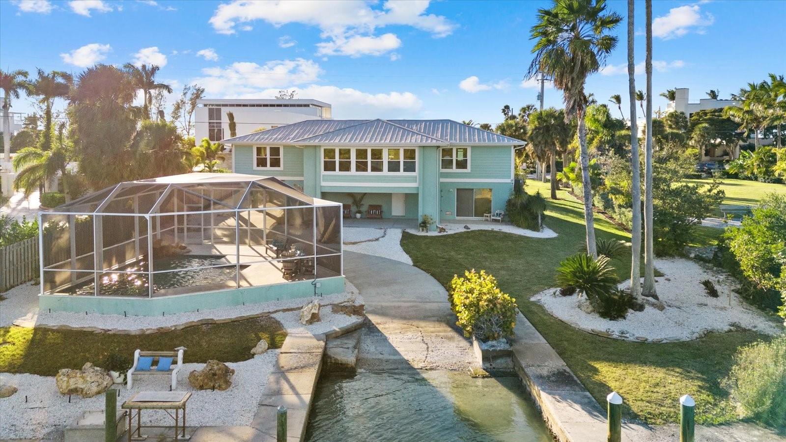 Image 56 of 73 For 611 Casey Key Road