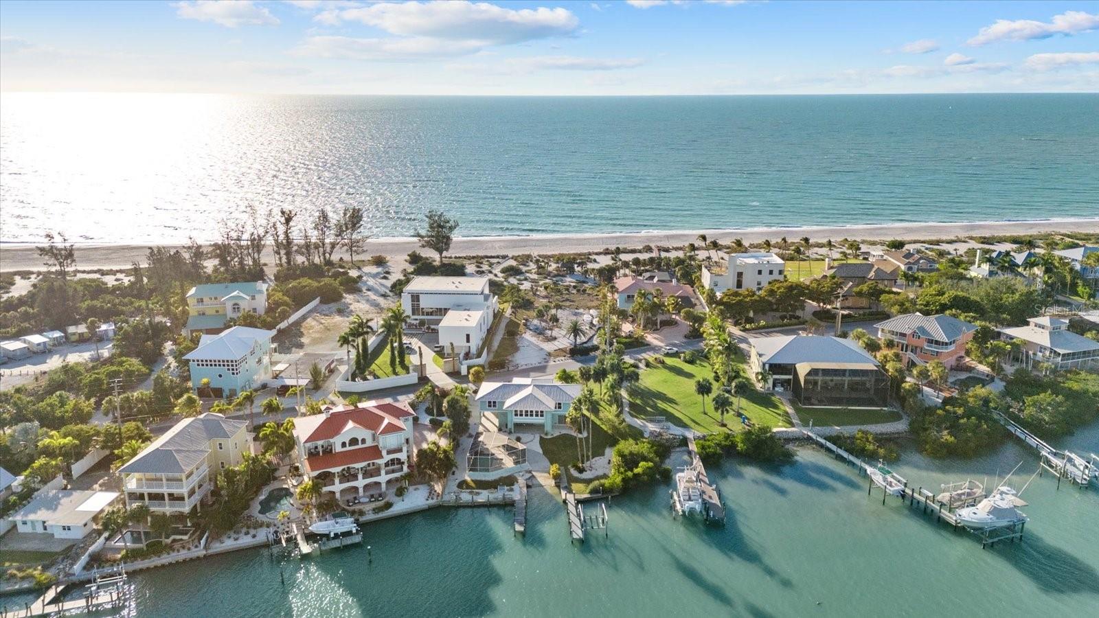 Image 58 of 73 For 611 Casey Key Road