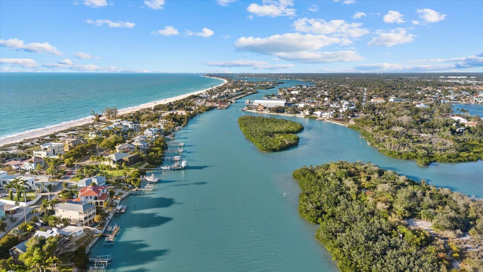 Image 63 of 73 For 611 Casey Key Road