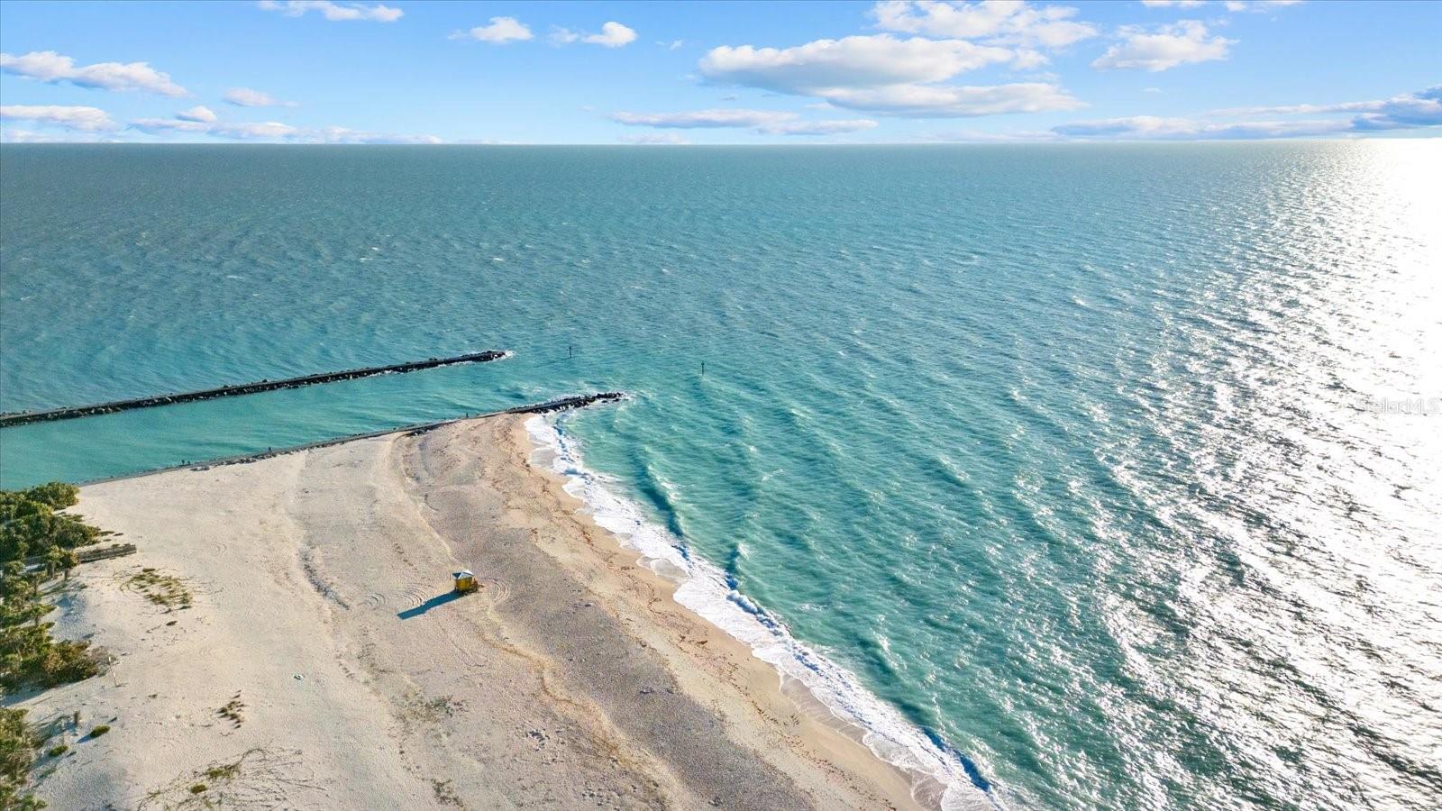 Image 66 of 73 For 611 Casey Key Road