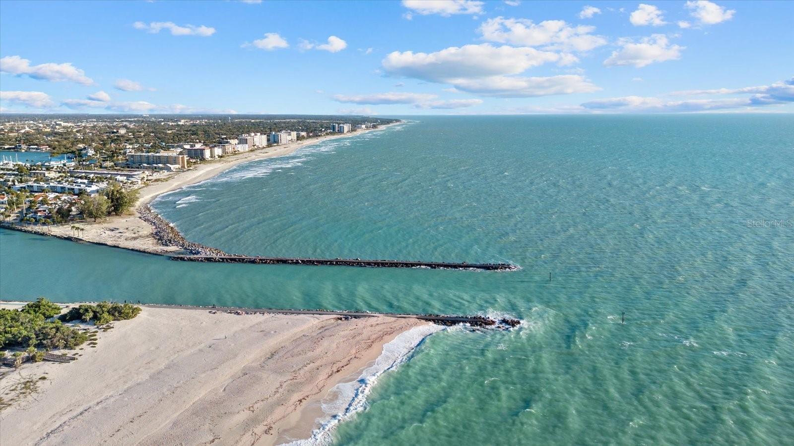 Image 67 of 73 For 611 Casey Key Road