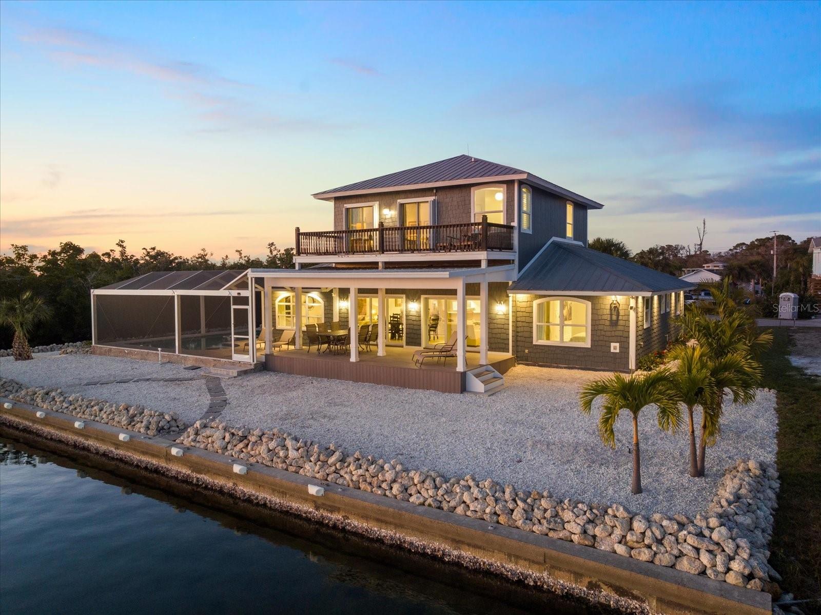 Image 2 of 77 For 949 Suncrest Lane