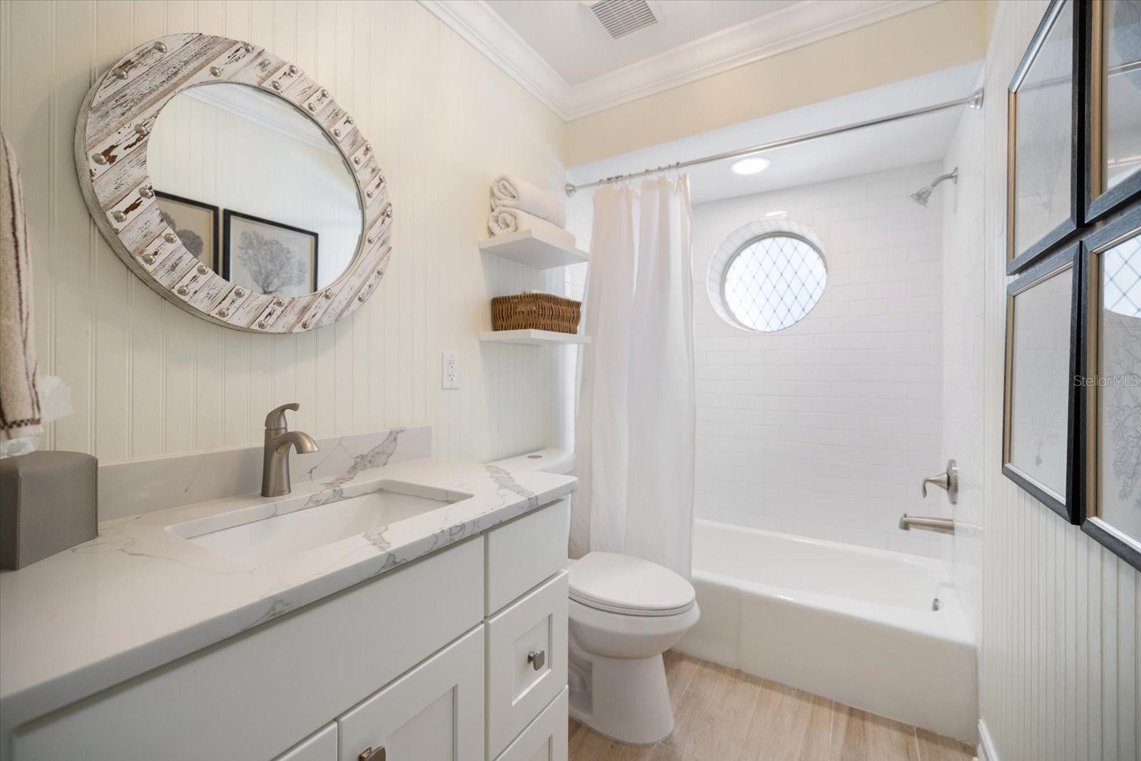 Image 35 of 77 For 949 Suncrest Lane