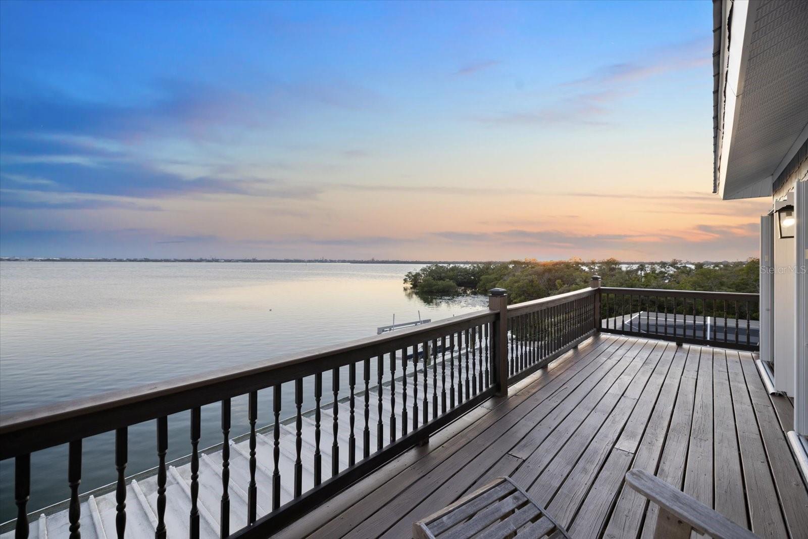 Image 37 of 77 For 949 Suncrest Lane