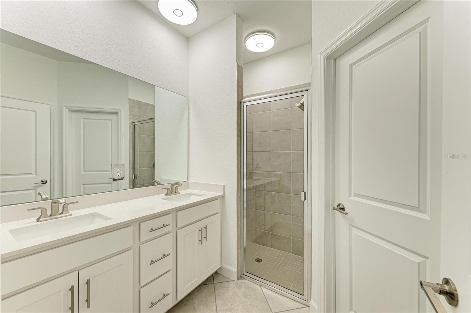 Image 41 of 94 For 8613 Seasalt Loop