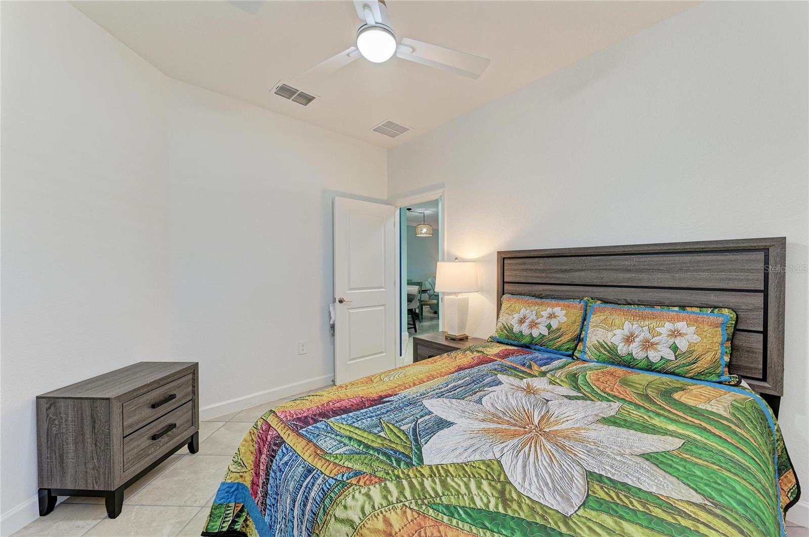 Image 49 of 94 For 8613 Seasalt Loop