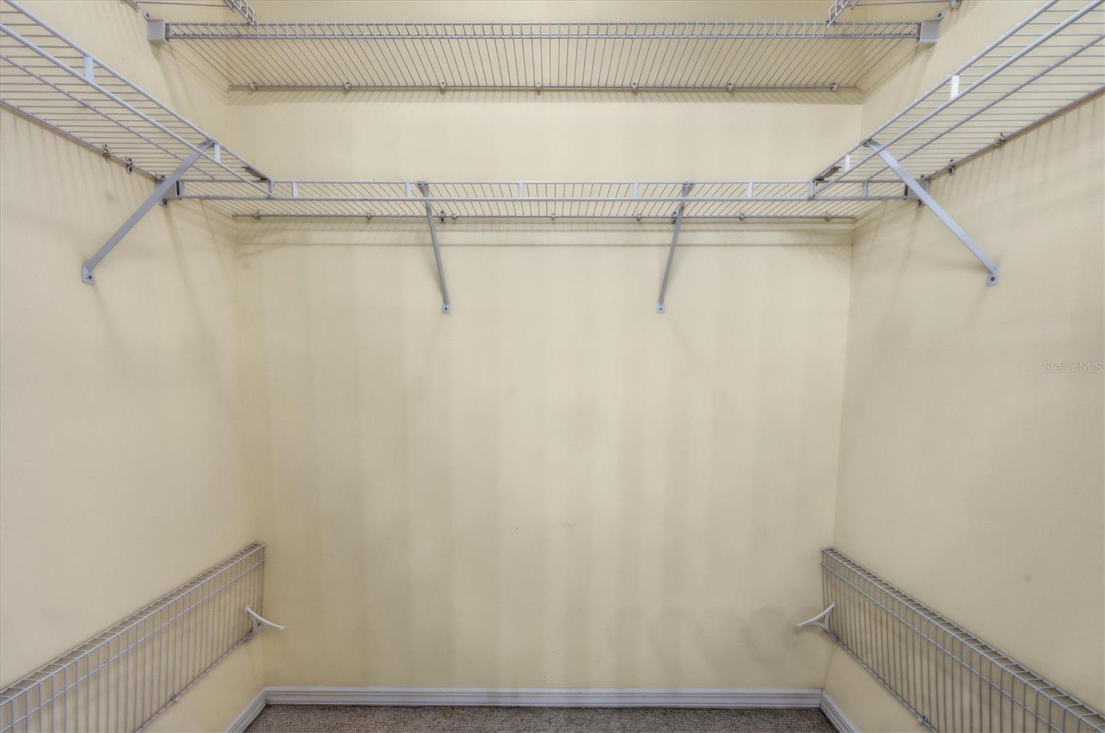 Image 23 of 63 For 404 Gondola Park Drive 404