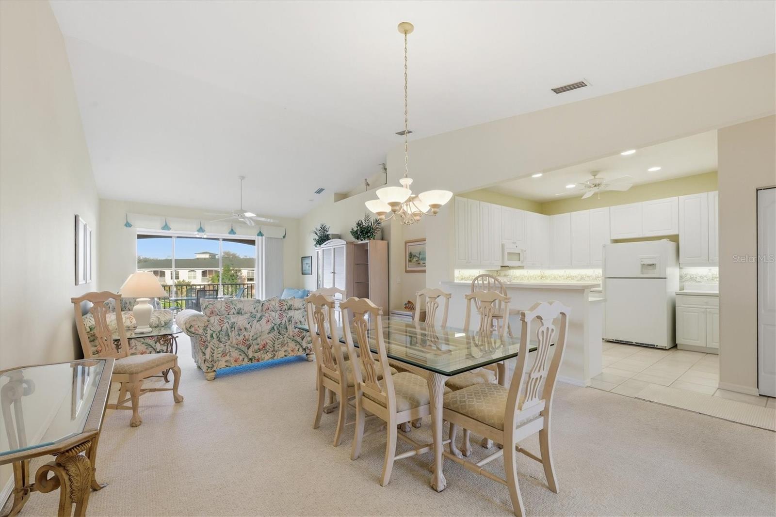 Image 9 of 63 For 404 Gondola Park Drive 404