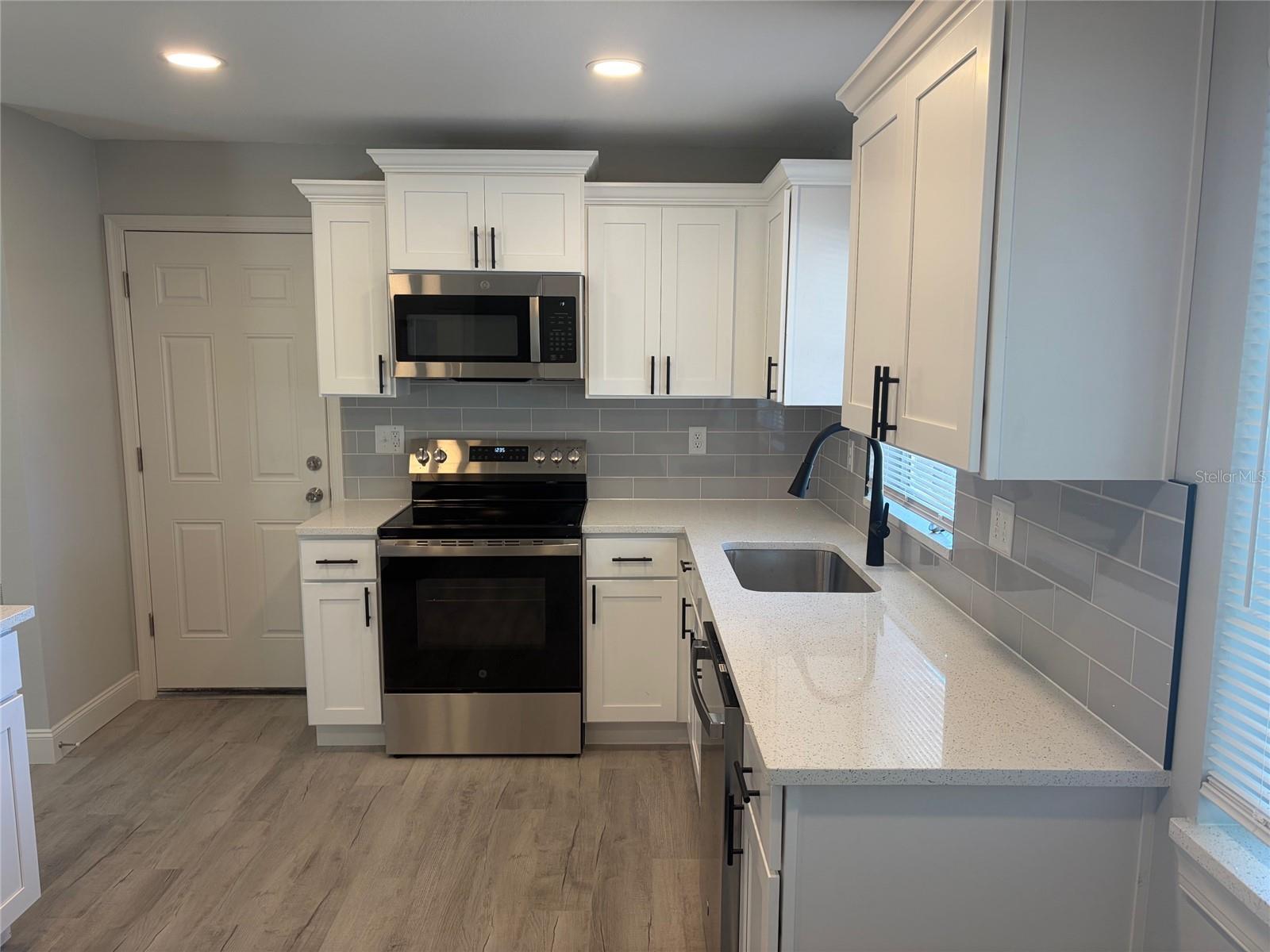 Image 10 of 29 For 8708 Benton Drive