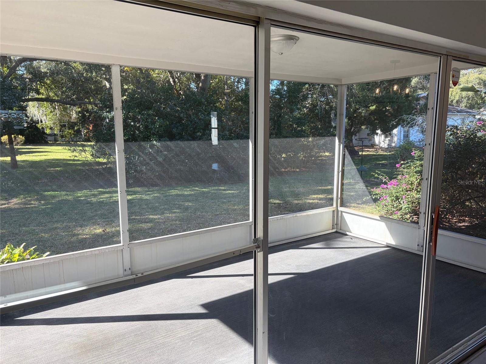 Image 19 of 29 For 8708 Benton Drive