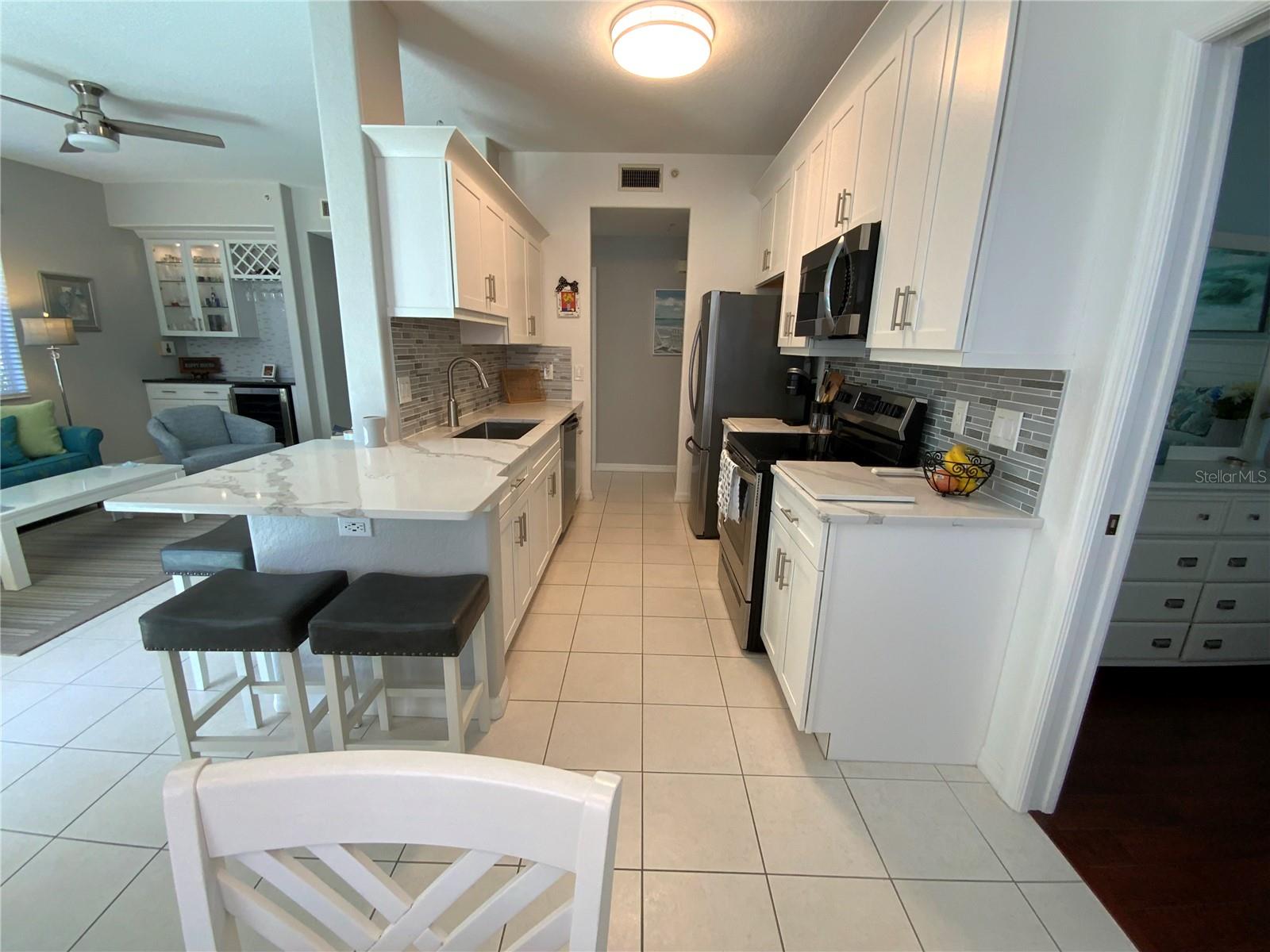 Image 14 of 38 For 4209 Vicenza Drive B3