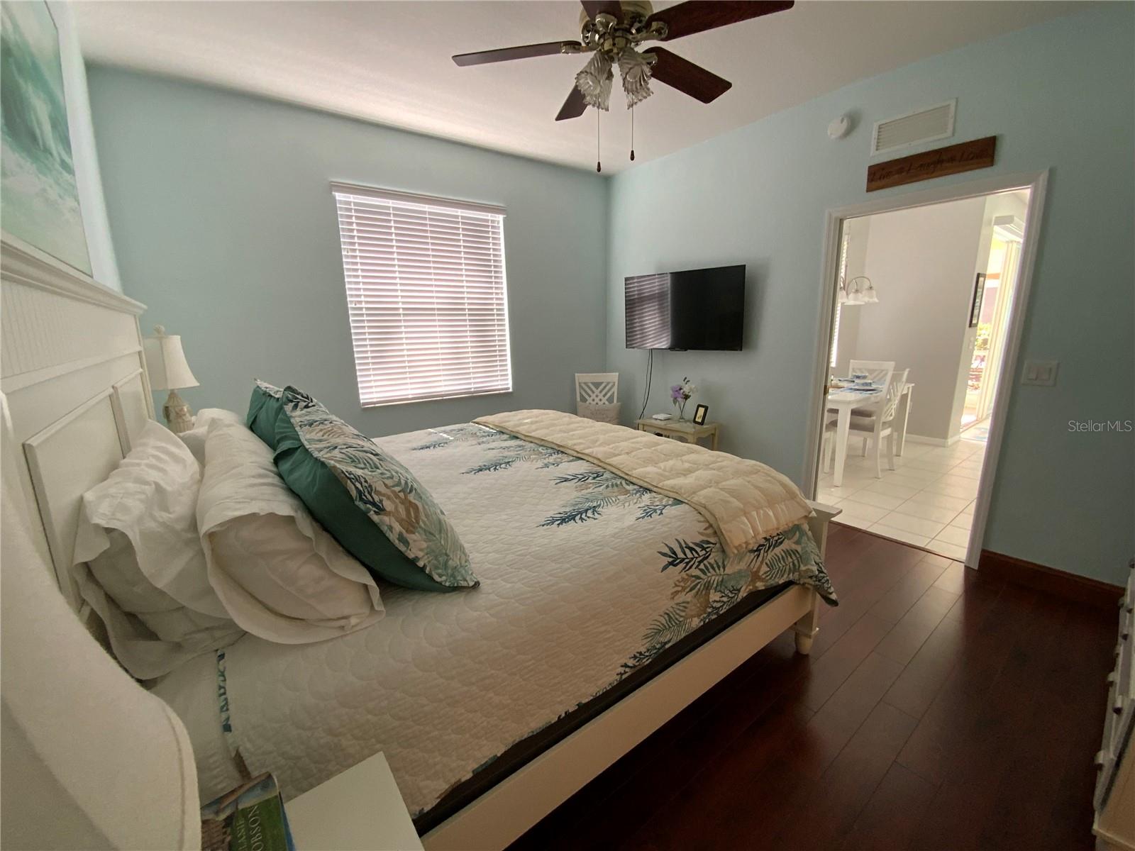 Image 18 of 38 For 4209 Vicenza Drive B3