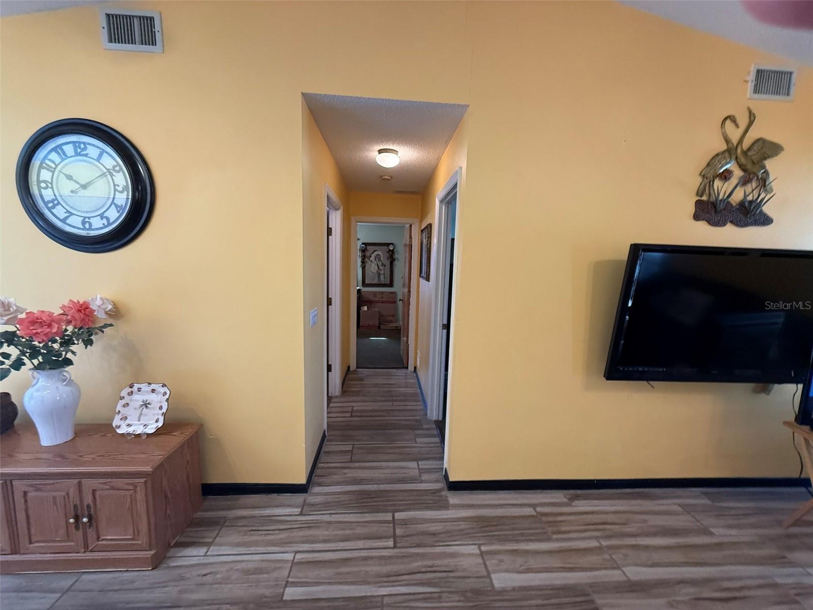 Image 17 of 48 For 11327 Starflower Avenue