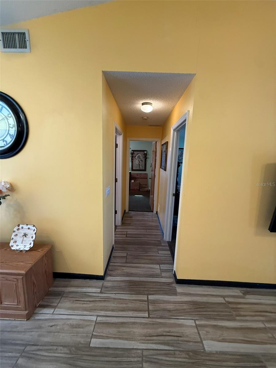 Image 18 of 48 For 11327 Starflower Avenue