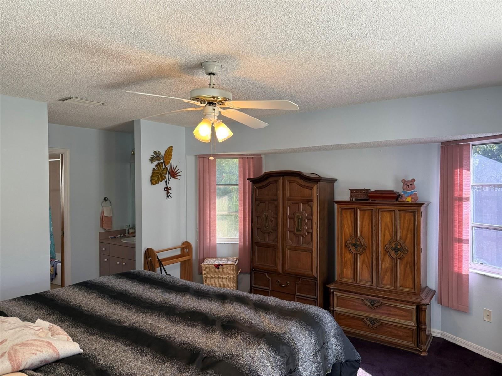 Image 26 of 48 For 11327 Starflower Avenue