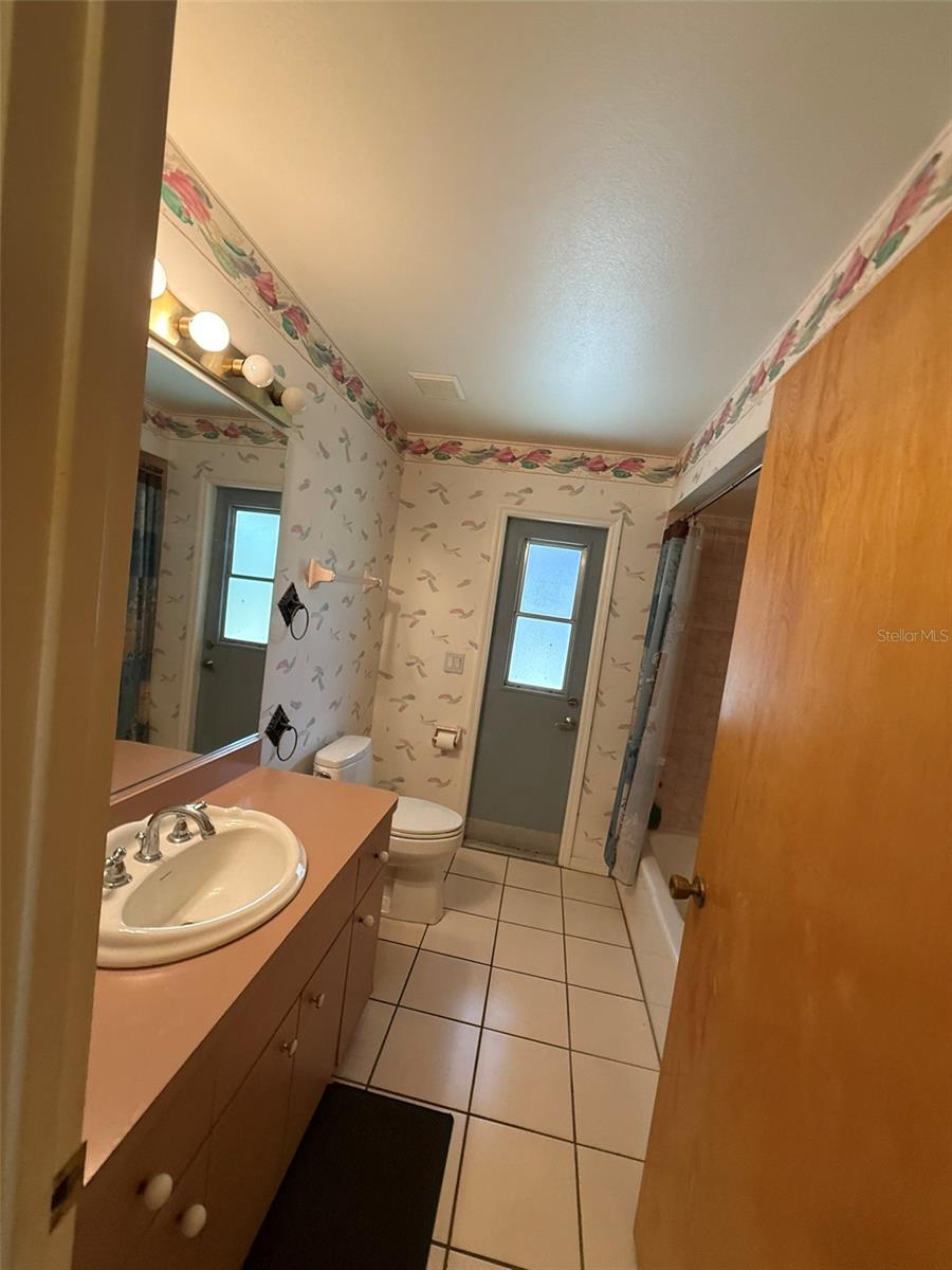 Image 38 of 48 For 11327 Starflower Avenue