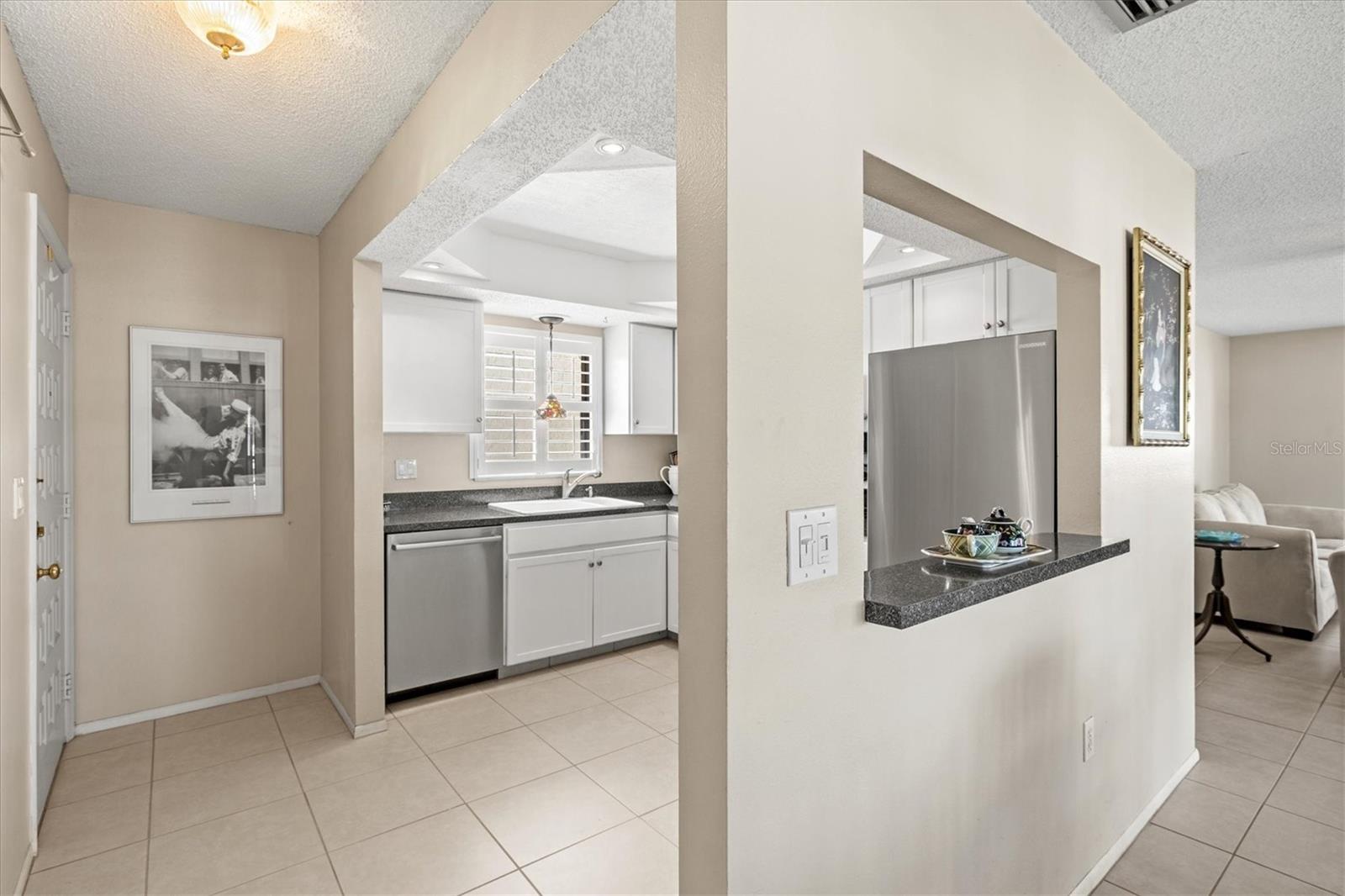 Image 13 of 75 For 1770 Lake Place 1770c