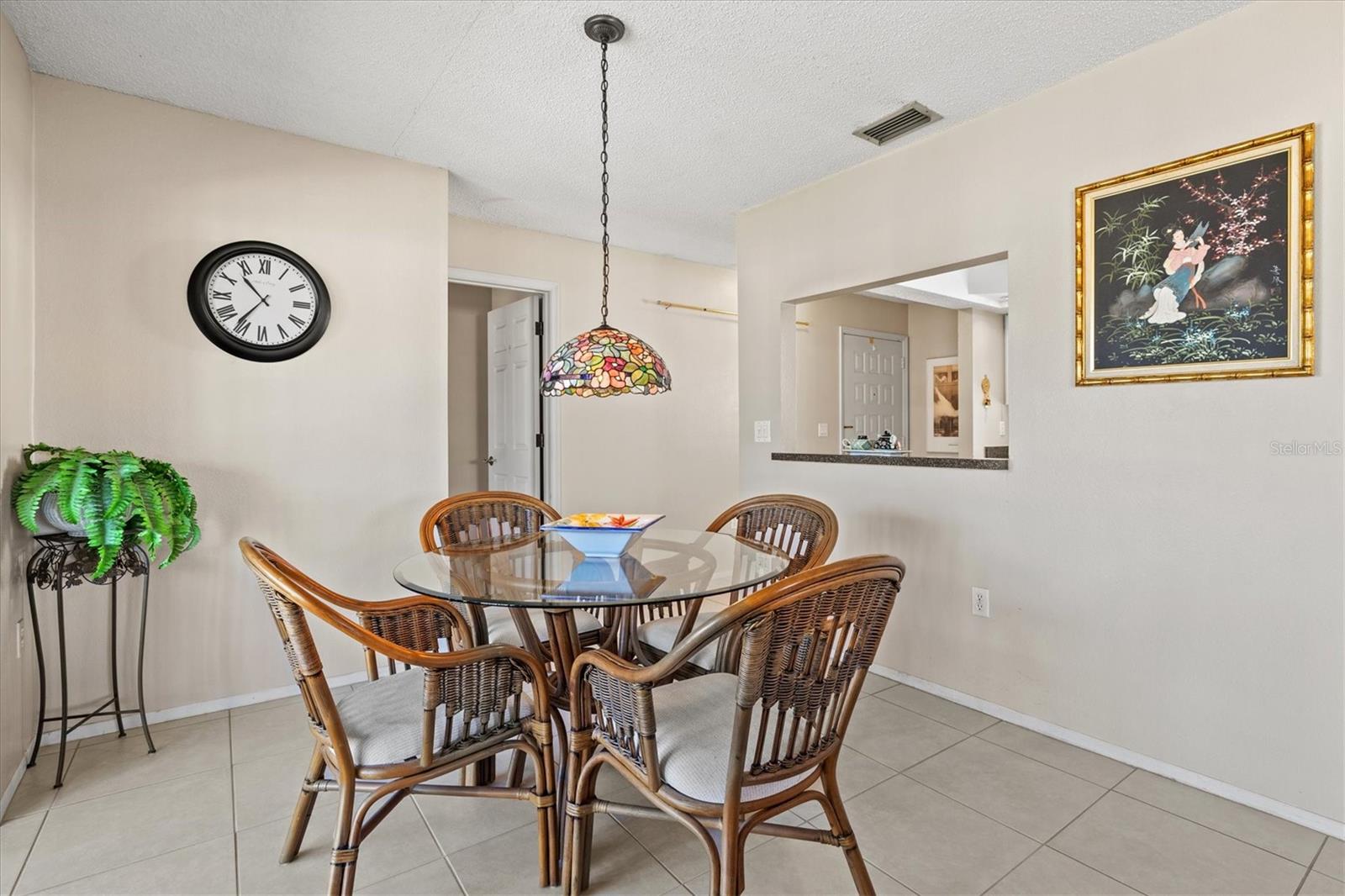 Image 18 of 75 For 1770 Lake Place 1770c