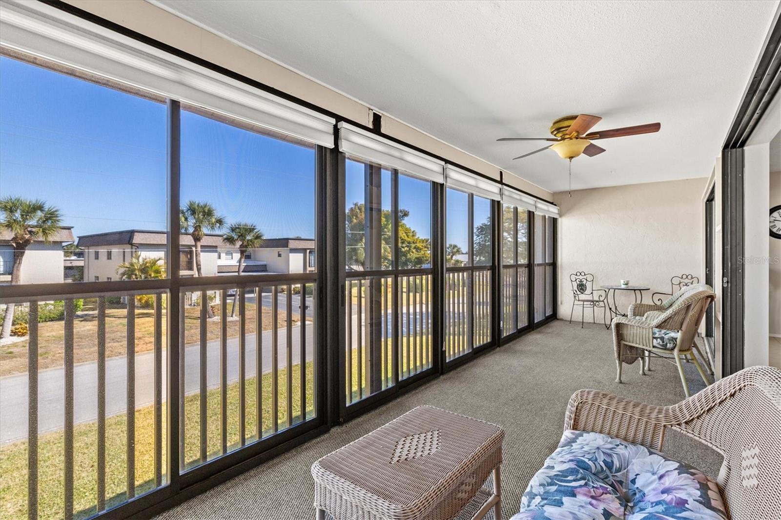 Image 27 of 75 For 1770 Lake Place 1770c