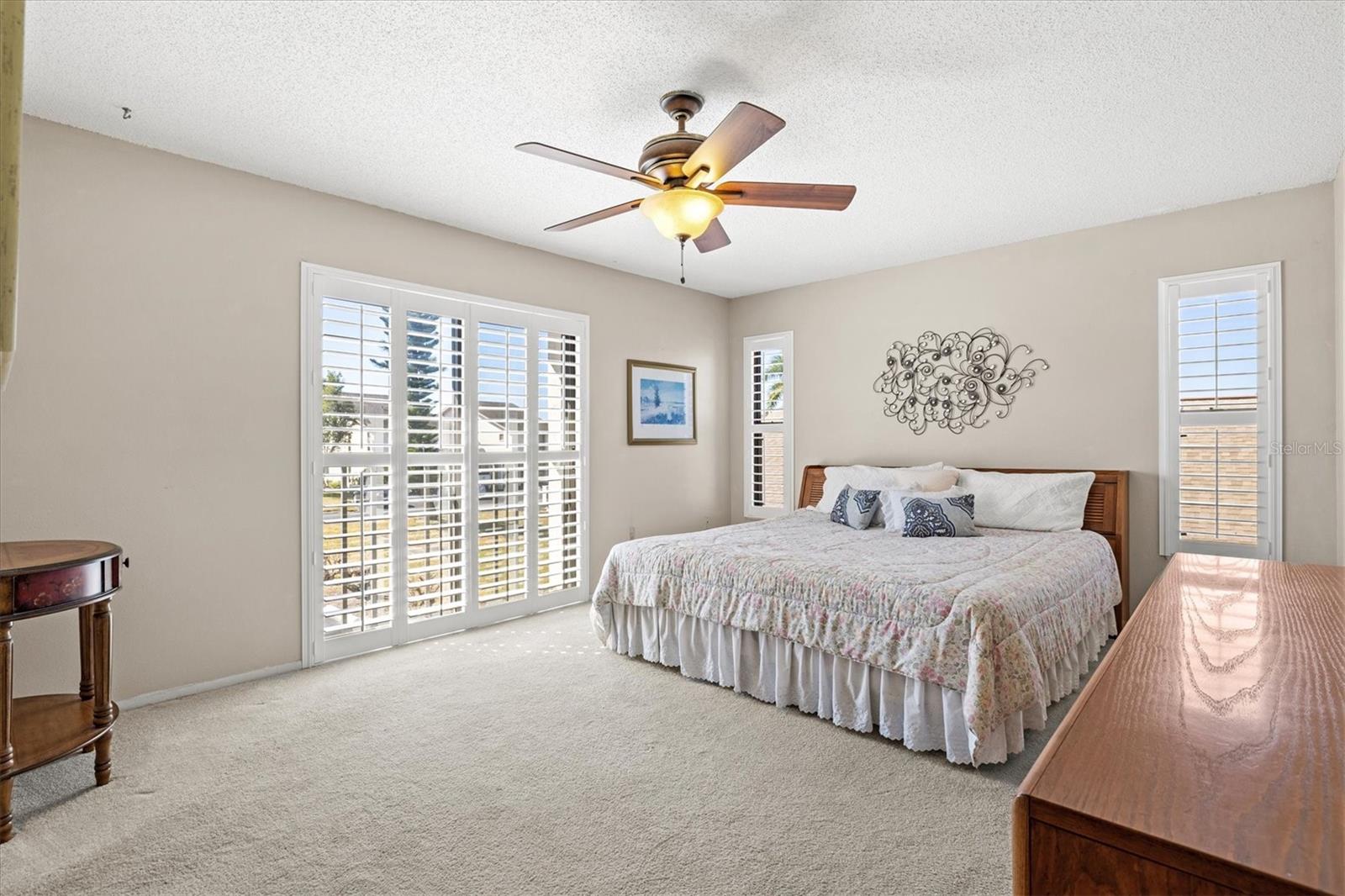 Image 32 of 75 For 1770 Lake Place 1770c