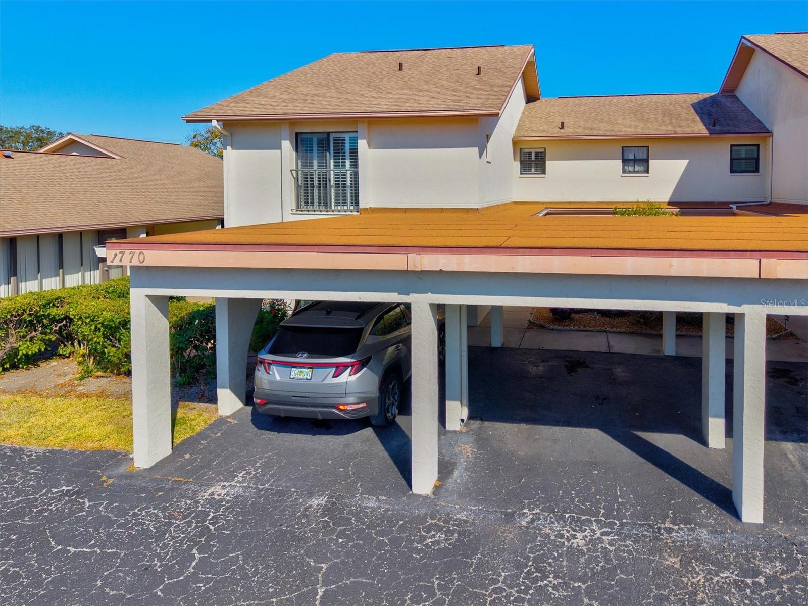 Image 43 of 75 For 1770 Lake Place 1770c