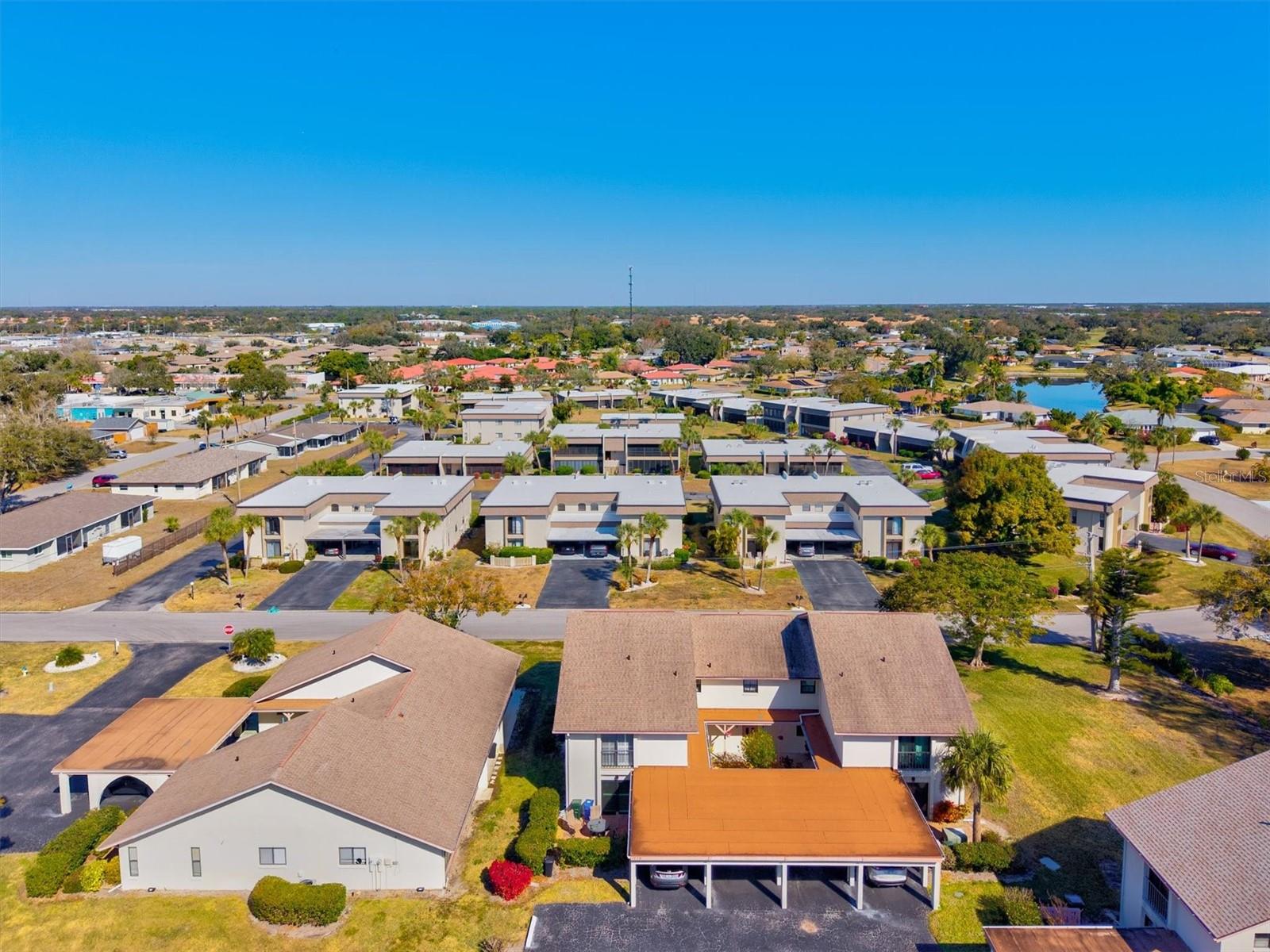 Image 47 of 75 For 1770 Lake Place 1770c