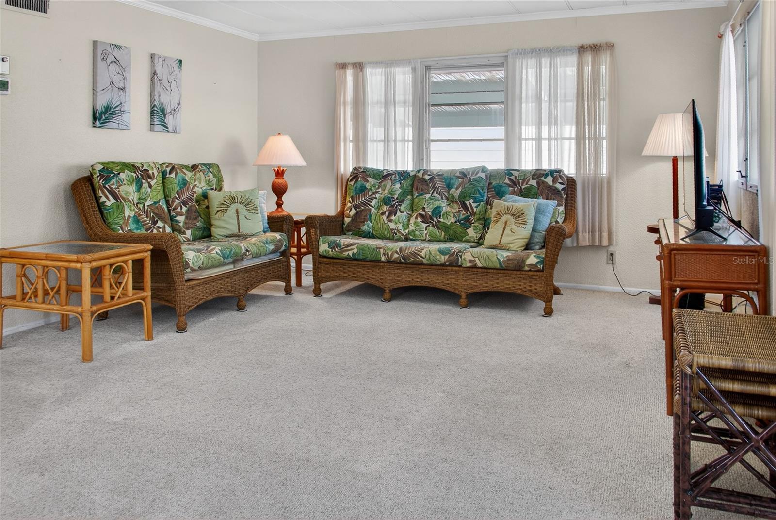 Image 10 of 35 For 703 Green Circle