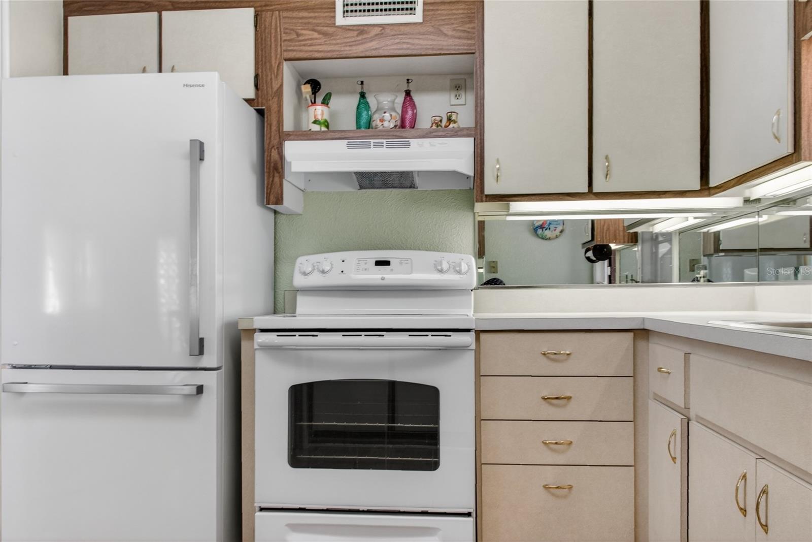 Image 19 of 35 For 703 Green Circle