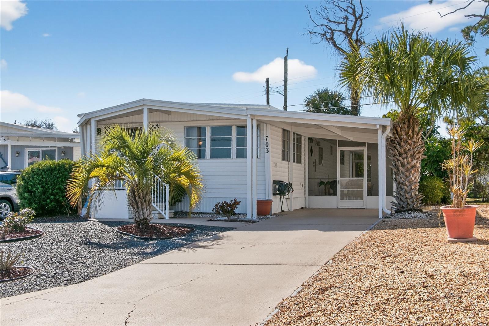 Image 27 of 35 For 703 Green Circle