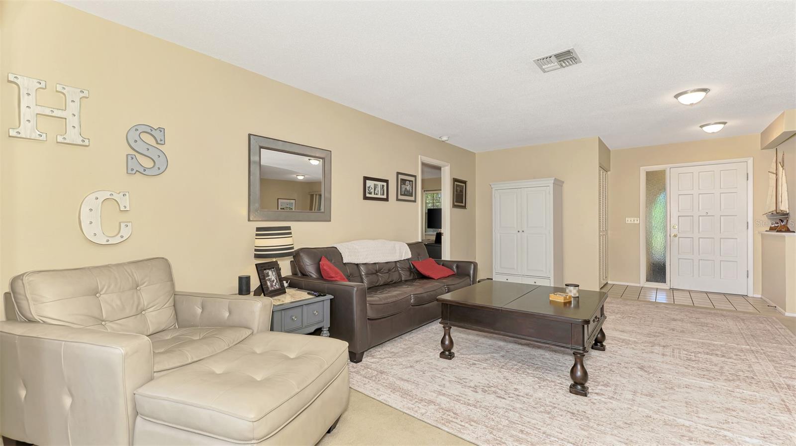 Image 10 of 39 For 510 Villa Park Drive 510