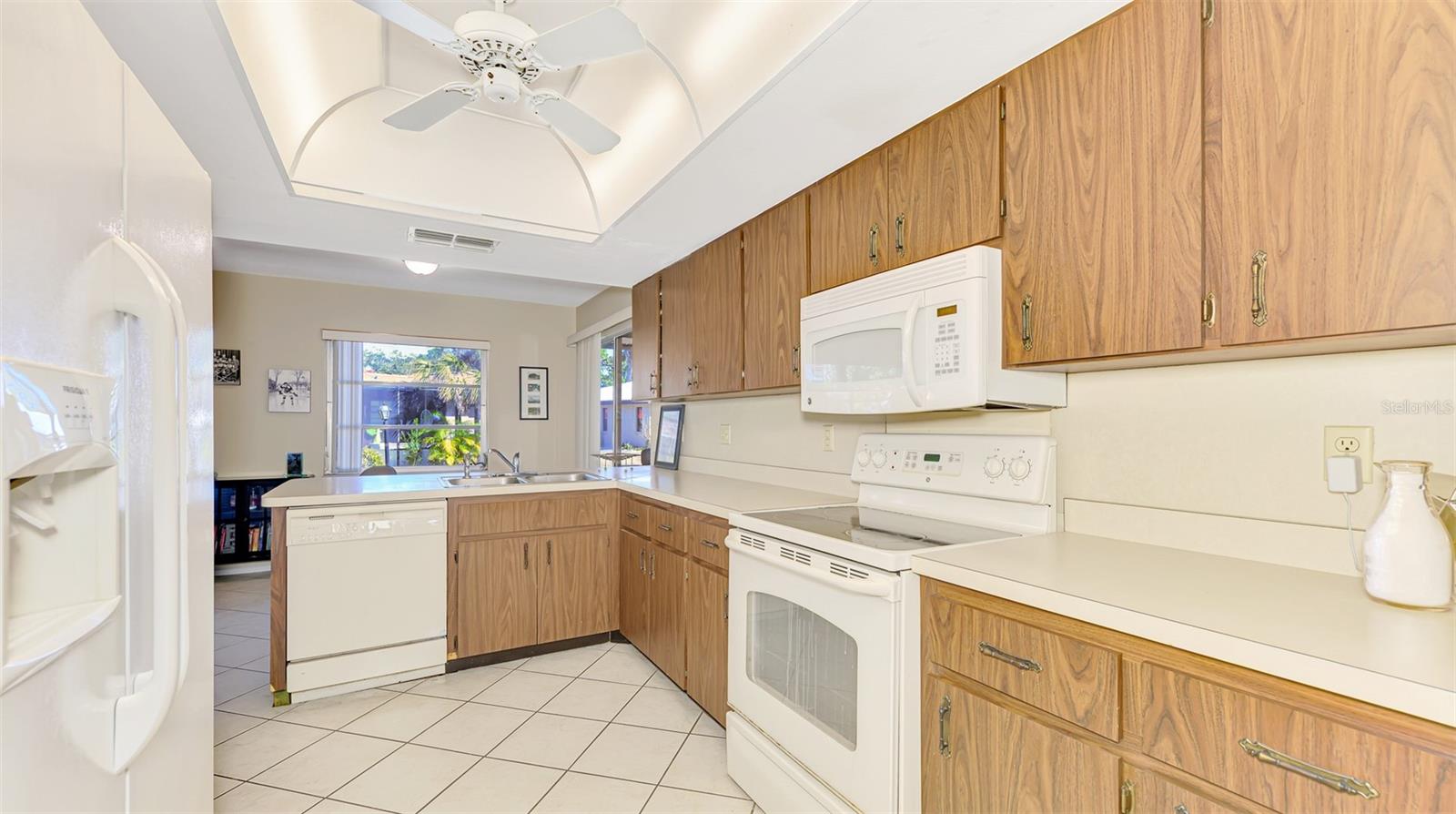 Image 15 of 39 For 510 Villa Park Drive 510