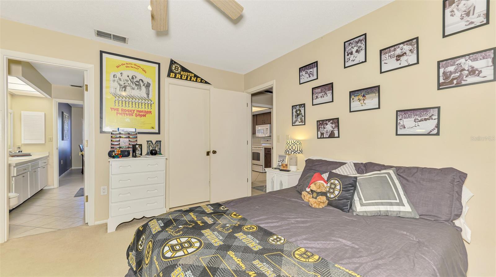 Image 33 of 39 For 510 Villa Park Drive 510